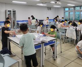 선택형교육(방과후) 활동모습(창의로봇)